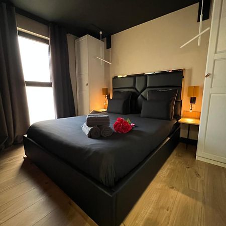 Les Suites De Stanislas Jacuzzi & Spa ナンシー エクステリア 写真